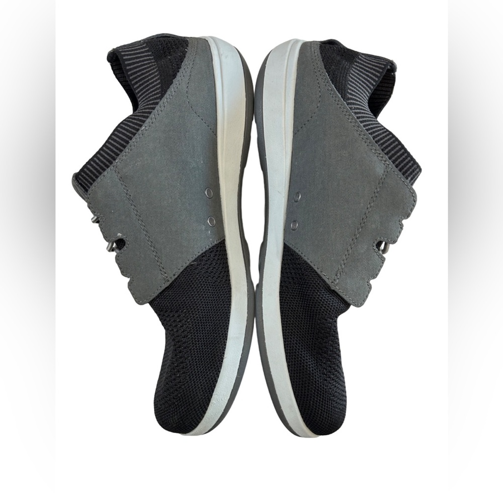 Olukai men’s Makia Ulana Kai shoes 10 black grey elastic laces drop in heel - Picture 6 of 13